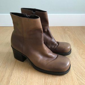 Nine West - Cute Brown Leather Boots with 2-1/2" Heel - Women's Size 7.5 M